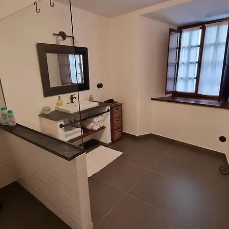 Precioso Con Patio Centro De Apartment Castropol